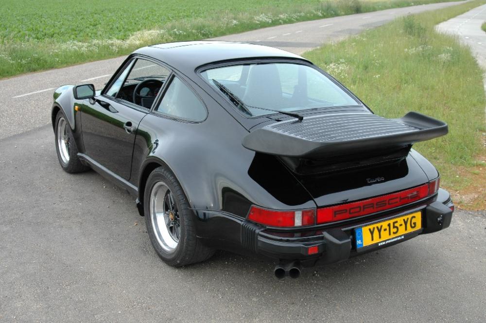 Porsche 911 Turbo 1986 (04).JPG