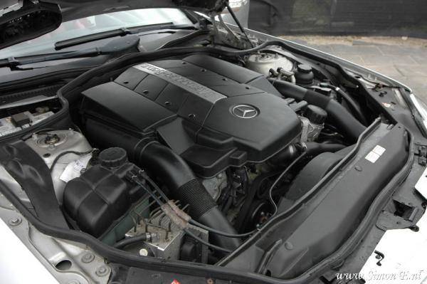 Taxatie Youngtimer Mercedes R230 500SL 2001 3 MA.JPG