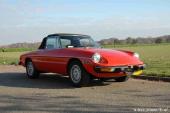 Taxatie Oldtimer Alfa Romeo 1974 Spider 2000 Veloce  (1).jpg