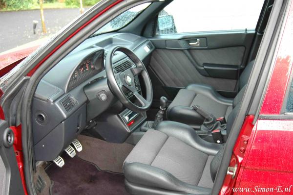 Taxatie Youngtimer Alfa Romeo 1995 155 VMR30 (2).jpg