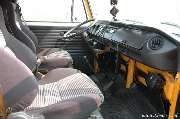 Taxatie Kampeerauto VW T2 Westfalia 1978.JPG