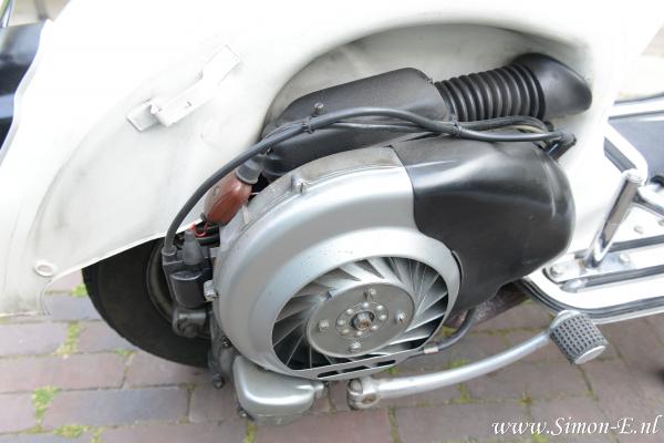 Taxatie Vespa 1965 GLX150 (3).JPG