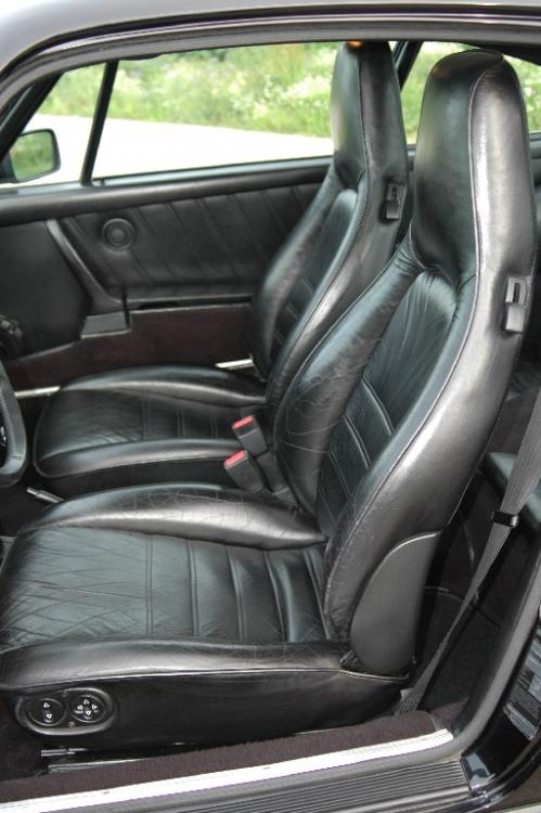 Porsche 911 Turbo 1986 (16).JPG