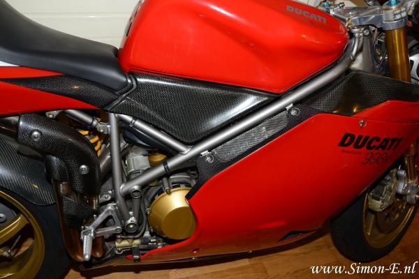 Taxatie Ducati 2002 998R Testastretta (2).JPG