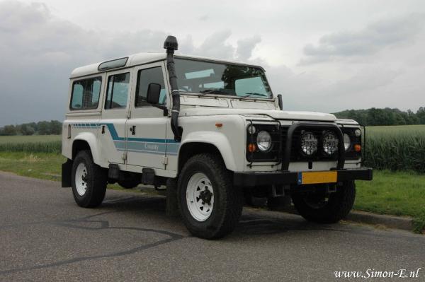 Taxatie Oldtimer Land Rover 1985 110 V8  1.jpg