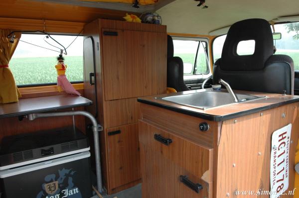 Taxatie Kampeerauto VW T2 Westfalia 1978 3 IA.JPG