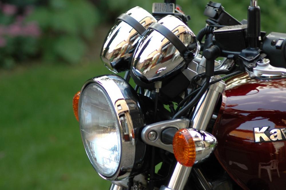 Kawasaki Zephyr 1100 [1994] (04).JPG