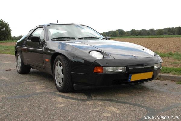 Taxatie Youngtimer Porsche 928 GT 1990 1 RVA.jpg